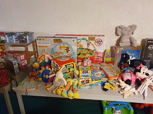 F&uuml;r jeden etwas dabei beim 1. Kindersachen- & Spielzeugbasar
