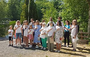Gemeinsames Benefizkonzert der Trachtengruppe Neustadt mit den ukrainischen Fl&uuml;chtlingen