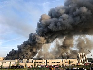Rettungsarbeiten an der B&auml;ckerei in Bleicherode