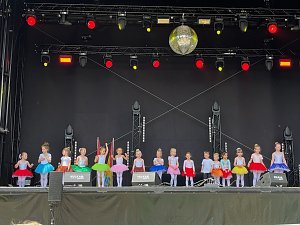 Das Tanzstudio Radeva zeigte auf dem Residenzfest in Sondershausen was seine Eleven können