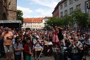 Das 52. Rolandsfest wurde nach zwei Jahren Pause heute auf dem Rathausplatz in Nordhausen er&ouml;ffnet