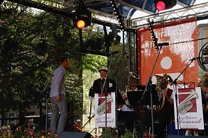 Das 52. Rolandsfest wurde nach zwei Jahren Pause heute auf dem Rathausplatz in Nordhausen er&ouml;ffnet