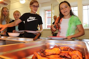 Gut gen&auml;hrt lernt es sich besser - am Herder-Gymnasium freut man sich &uuml;ber die neue Schulk&uuml;che