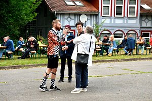T&auml;nzchentee 