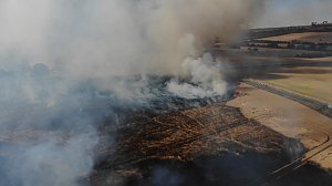 Feldbrand bei Gro&szlig;furra