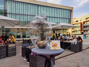 Wiederer&ouml;ffnung des Kaffeehauses an der Bibliothek