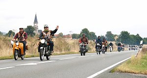 Ausfahrt der MZ und Simson-Freunde