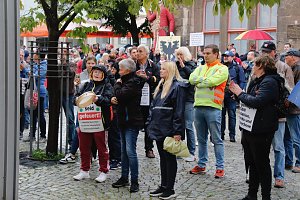 Demonstrationszug durch die Nordh&auml;user Innenstadt