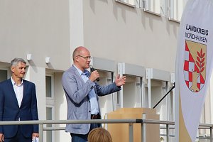 Es "Schillert" in Bleicherode - der Umbau des Gymnasiums wurde heute offiziell beendet