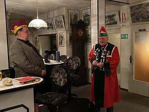 Ein Ritter aus der Erfordia entz&uuml;ndet das blaue Licht