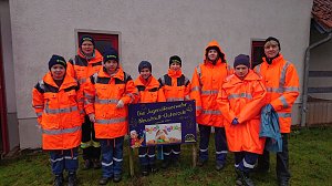 Die Neust&auml;dter Jugendfeuerwehr beim Fr&uuml;hjahrsputz