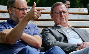 Bodo Ramelwo zu Besuch im Park Hohenrode