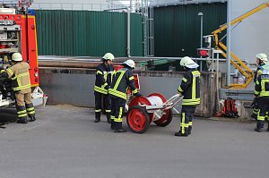 Feuerwehr&uuml;bung an der Biomethananlage in Bielen