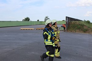Feuerwehr&uuml;bung an der Biomethananlage in Bielen