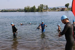 Die ersten Wettk&auml;mpfe beim Scheunenhof-Triathlon