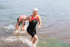 Die ersten Wettk&auml;mpfe beim Scheunenhof-Triathlon