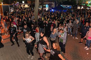 Impressionen vom Freitagabend auf dem Altstadtfest