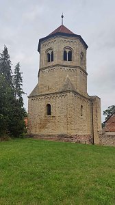 Peter Blei unterwegs im Kloster Göllingen