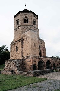 Peter Blei unterwegs im Kloster Göllingen