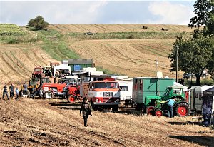 Trecker-Treffen in Badra