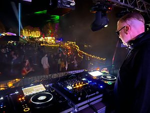 Gro&szlig;es Spektakel am Abend: das Lichterfest