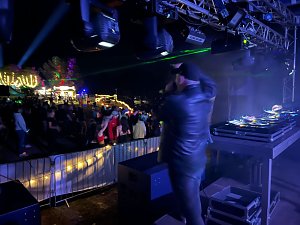 Gro&szlig;es Spektakel am Abend: das Lichterfest