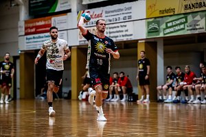 L&uuml;bbecke gegen den HC Elbflorenz in der Ballspielhalle Nordhausen
