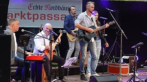 Rock f&uuml;r den Frieden auf dem Parkdeck der Echter Nordh&auml;user Marktpassage