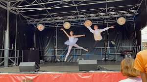 Die Eleven der Tanzschule Radeva in Aktion