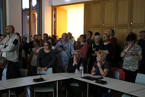Wahlabend im Ratssaal