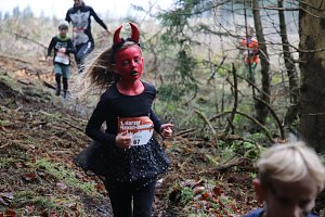 1. Hindernislauf am Harzer Hexenbesen