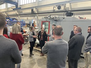 Der Arbeitskreis SCHULEWIRTSCHAFT traf sich bei AHN Biotechnologie und Sokratherm