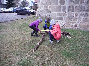 Die Oster&uuml;bernachtung im Kinder-Kirchen-Laden