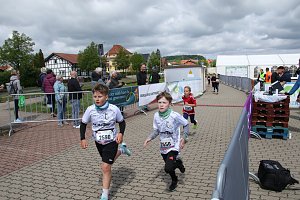 Auf der Zielgerade beim 11. Harztorlauf