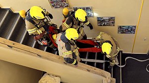 Feuerwehrleute der freiwilligen Feuerwehr Herreden bei einem &Uuml;bungseinsatz