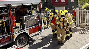 Feuerwehrleute der freiwilligen Feuerwehr Herreden bei einem &Uuml;bungseinsatz