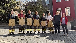 Feuerwehrleute der freiwilligen Feuerwehr Herreden bei einem &Uuml;bungseinsatz