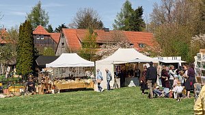 Almauftrieb mit Handwerkermarkt und kulinarischen Angeboten