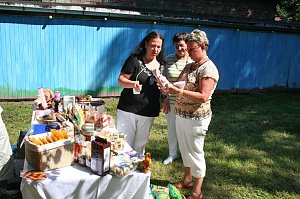 Frauen feierten
