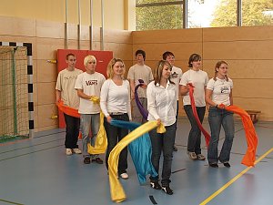 Neue Halle &uuml;bergeben