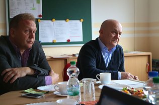 Bild: v.l.: Horizont Gesch&auml;ftsf&uuml;hrer Ren&eacute; K&uuml;bler und der Abgeordnete Manfred Grund haben die Entwicklung der sozialen Landschaft aus unterschiedlichen Blickwinkeln erlebt