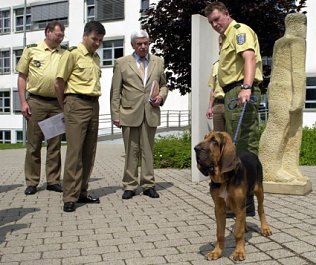 Bild: Hohen Besuch aufgesp&uuml;rt