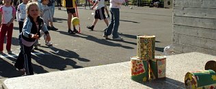 Bild: Sch&uuml;ler feiern sportlich