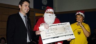 Bild: Weihnachtsmann brachte Geschenke