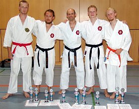 Bild: Vier Meistertitel f&uuml;r Karateka