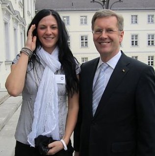 Bild: Kind und Wulf