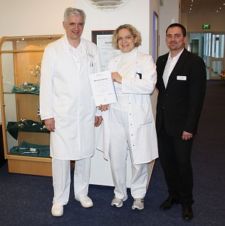 Bild: Das EndoProthetikZentrum der Helios Klinik Bleicherode hat die &Uuml;berpr&uuml;fung seines G&uuml;tesiegels erfolgreich abgeschlossen.