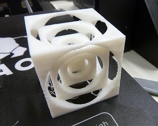 Bild: Der Turner�s Cube, unsere erste Fertigung