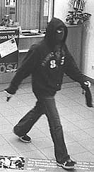 &Uuml;berfall auf Sparkasse (Foto: nnz)