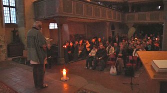 Pfarrer Peter Kube war aus Magdeburg zu seiner alten Wirkst&auml;tte zur&uuml;ckgekehrt (Foto: Angelo Glashagel)